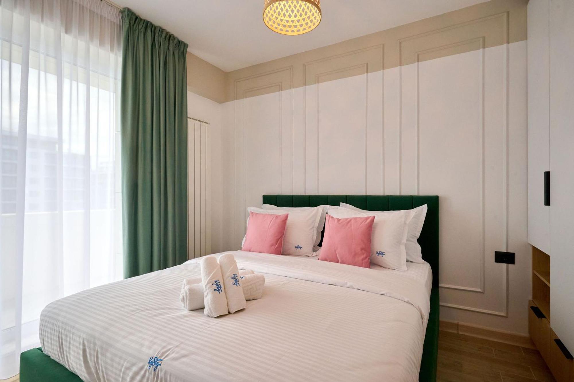 Summer Residence Apartment In Infinity Beach Resort - Parking Mamaia Bagian luar foto