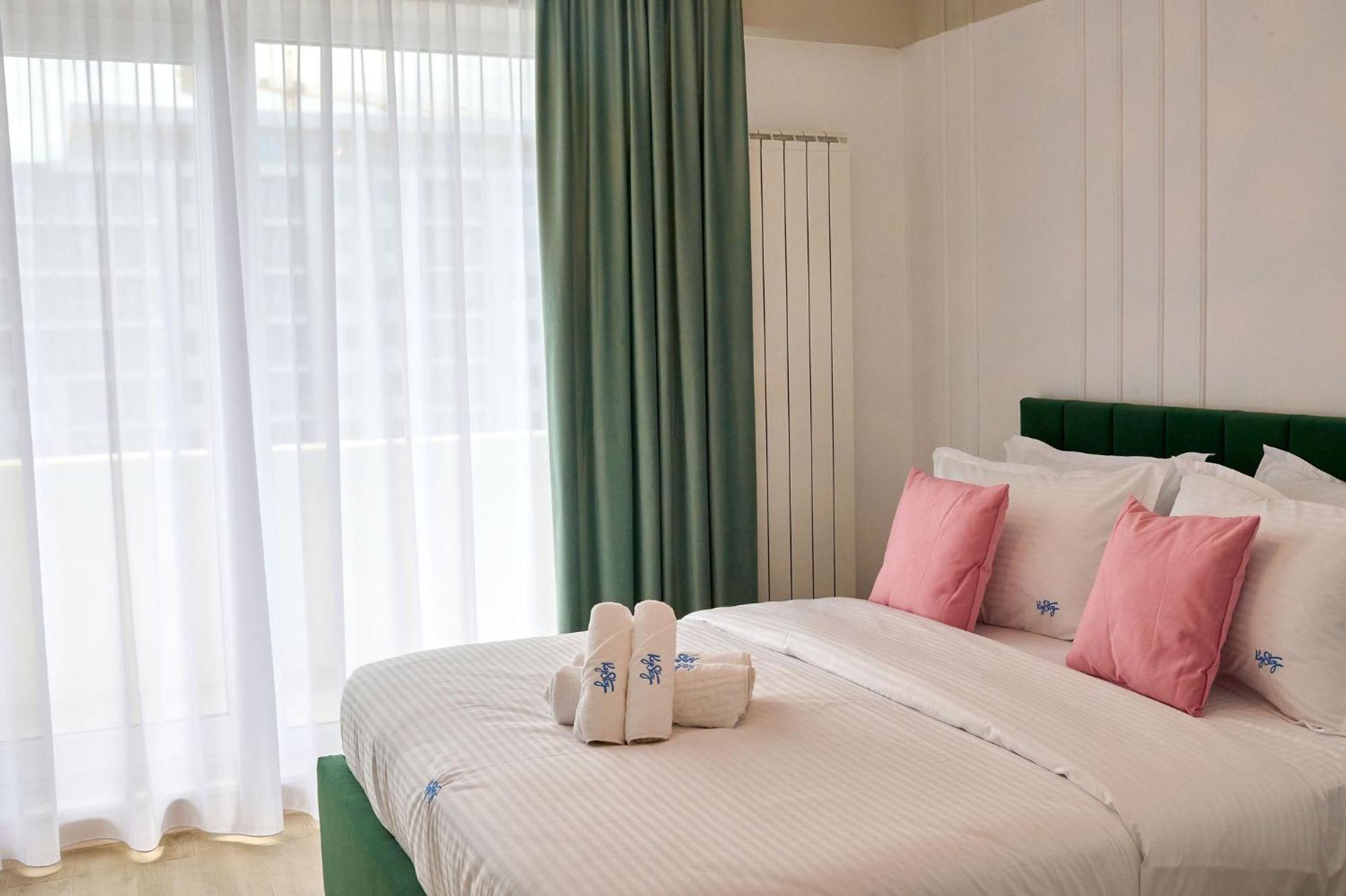 Summer Residence Apartment In Infinity Beach Resort - Parking Mamaia Bagian luar foto