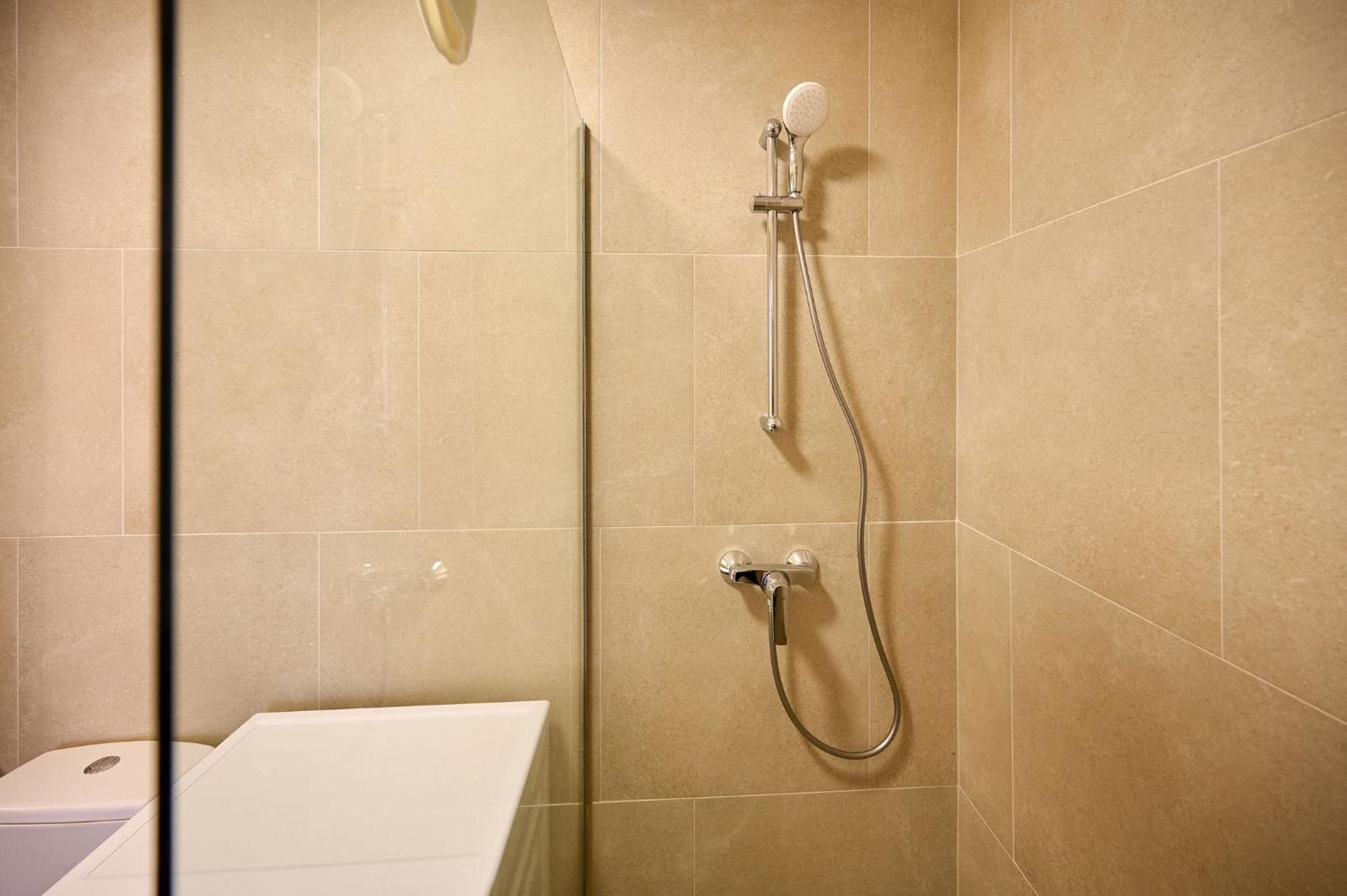 Summer Residence Apartment In Infinity Beach Resort - Parking Mamaia Bagian luar foto